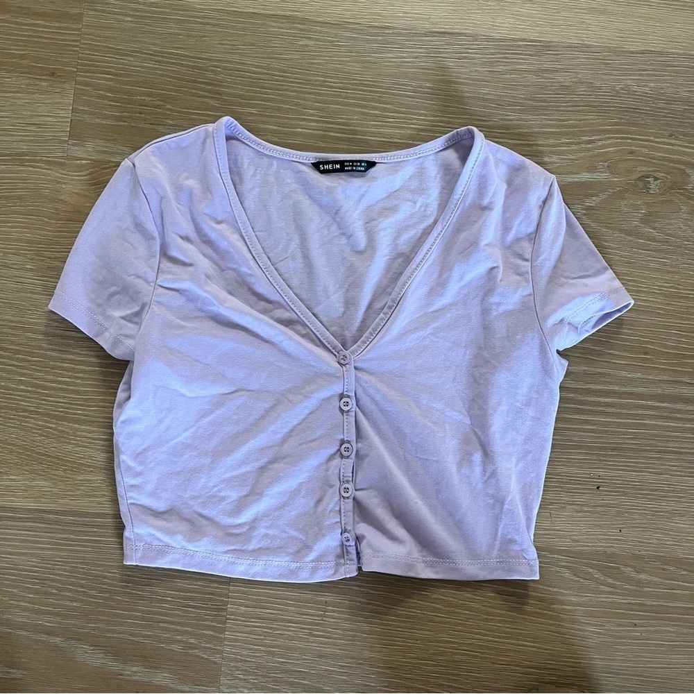 Light purple/lavender short sleeve button up top